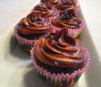 Devil`s Food Chocolate Cupcakes